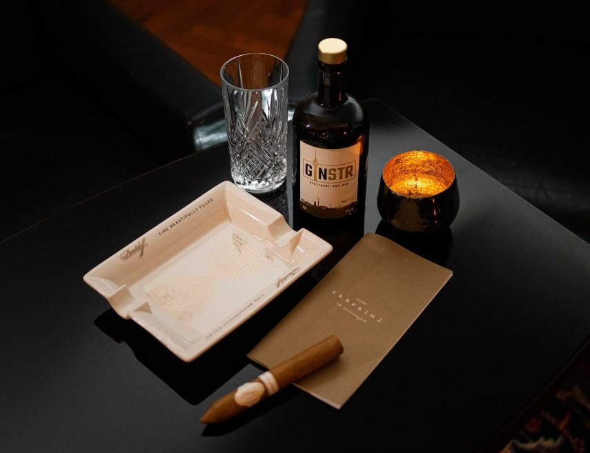 Gemütlicher Drink in der Green Horse Bar