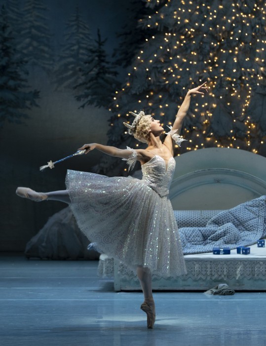 Balletttänzerin auf der Bühne