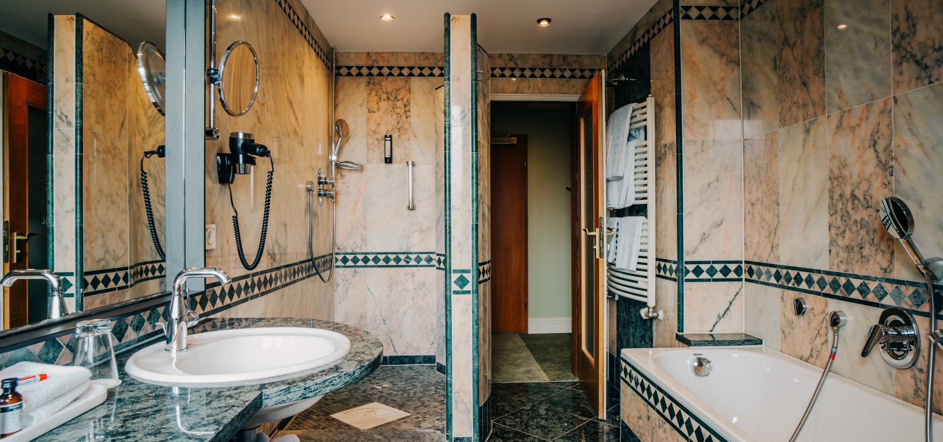 JS Liv Badezimmer